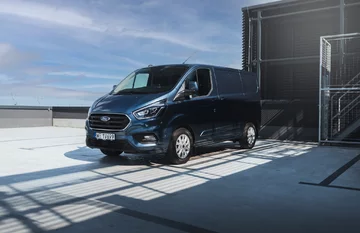 Ford Transit Custom Plug-In Hybrid 