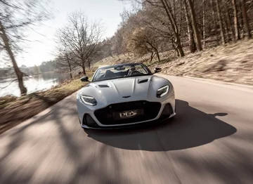 Aston Martin DBS Superleggera Volante 