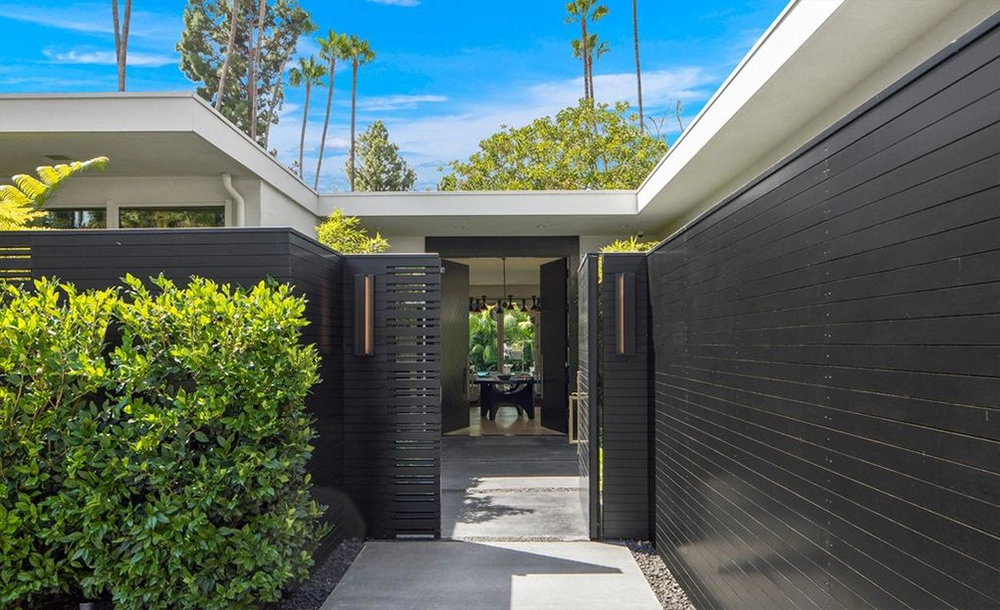 Dom Cindy Crawford i Rande'a Gerbera w Beverly Hills 