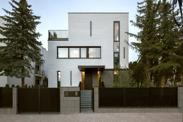 Dom Wertykalny w Wilanowie autorstwa Exterio Architektura