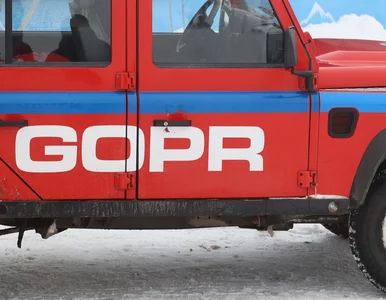 Miniatura: Turysta osunął się z krawędzi Kotła...