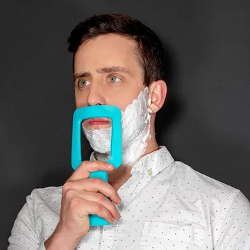 Dla tych, co nie chcą przypadkiem zgolić wąsa 