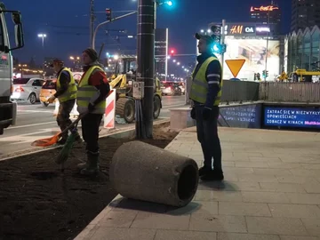 Rondo Dmowskiego i centrum Warszawy w przededniu Marszu Niepodległości 