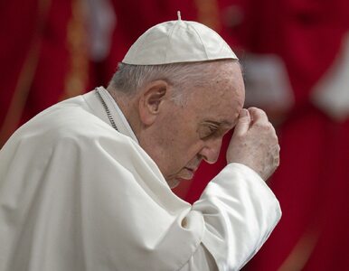 Miniatura: Papież nie będzie przewodniczył procesji...
