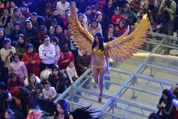 Jeden z aniołków Victoria's Secret 