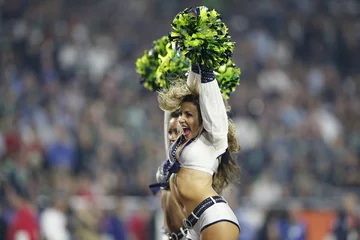 Cheerleaderki  (Ric Tapia/NFL)