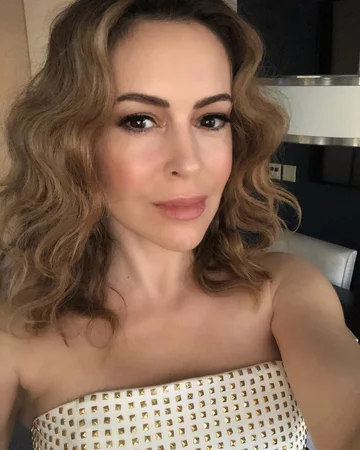 Alyssa Milano 