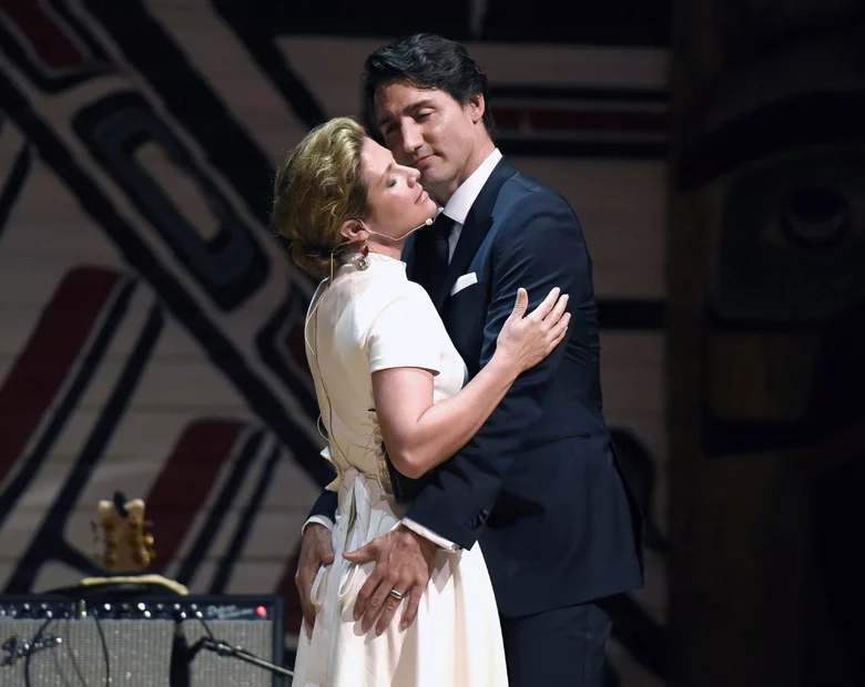 Miniatura: Hymn będzie "sprawiedliwy" płciowo?...