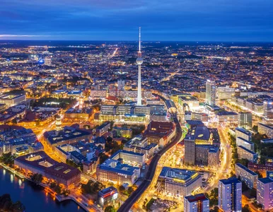 Miniatura: Europa się waha, Polska obserwuje. Wróbel:...