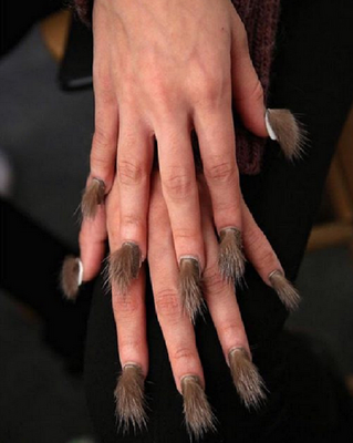 Miniatura: Nowy trend w manicure podbija sieć