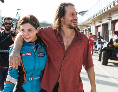 Miniatura: Italian Race - wyścig po rodzinę