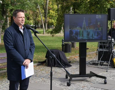Miniatura: Polityczna banicja czy awans? Polacy o...