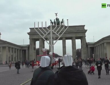 Miniatura: Symbol żydowskiego święta przed Bramą...