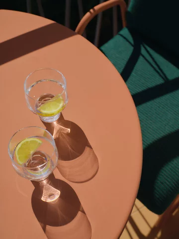 Outdoor 2026 by Westwing Collection – Small Balcony & Pool 