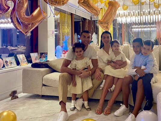 Miniatura: Georgina Rodriguez, partnerka Cristiano...