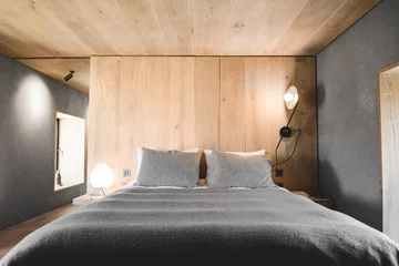 Stary kamienny dom w nowoczesnym wydaniu Dinesen, Kylie, kamienna chatka, dom