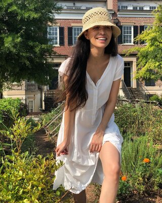 Miniatura: Christian Serratos wcieli się w...