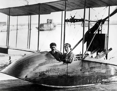 Miniatura: Kiedy to odkryto? Dopasuj wydarzenie do wieku