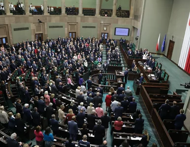 Miniatura: Świadczenia parlamentarzystów zbyt...