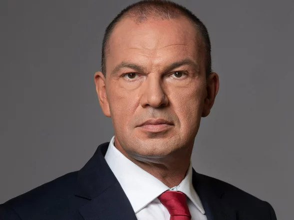 Miniatura: Dziura w&nbsp;NFZ będzie coraz większa....