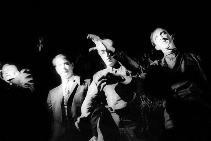 Kadr z filmu „Noc żywych trupów” / „Night of the Living Dead” (1968)