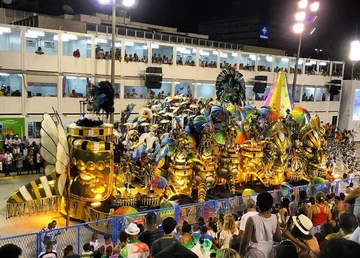 Parada podczas karnawału w Rio 