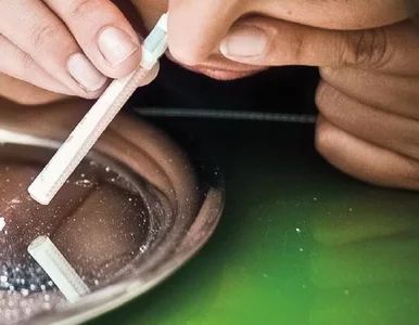 Miniatura: Narkotyki? Żaden problem, przez internet...