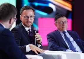 Buda: 99 proc. paneli fotowoltaicznych pochodzi z Chin