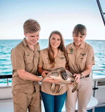 Bindi Irwin, Robert Irwin i Terri Irwin 