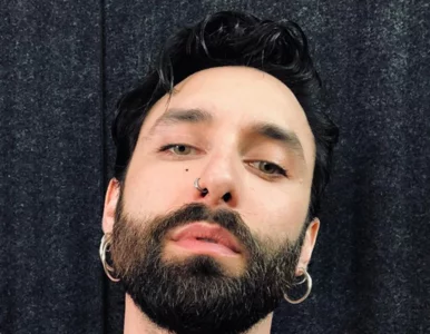 Miniatura: Znamy go jako drag queen Conchitę Wurst....