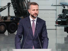 Miniatura: Polskie myśliwce przechwyciły samolot....
