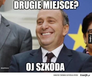 Grzegorz Schetyna obchodzi urodziny. Internauci publikują memy