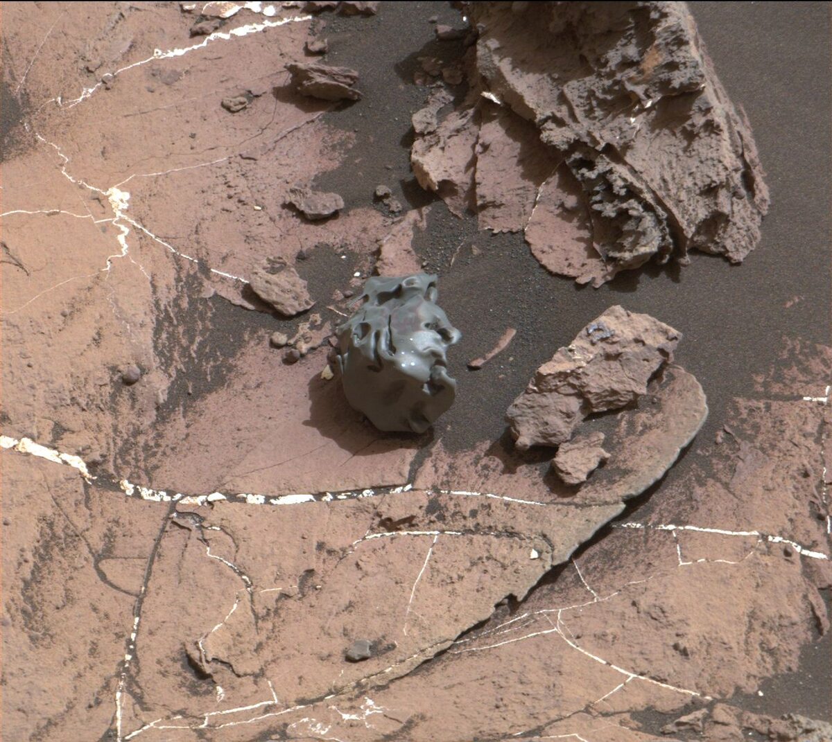 Meteoryt znaleziony na Marsie przez Curiosity 