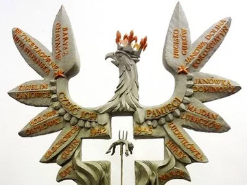Górna część projektu pomnika ofiar rzezi wołyńskiej 