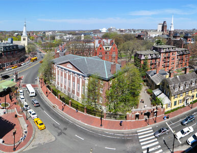 Miniatura: Droga na Harvard otwarta po raz trzeci
