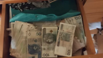 Przeszukanie w mieszkaniu Tomasza D. 