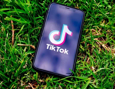 Miniatura: TikTok na ławie oskarżonych. Dwie...