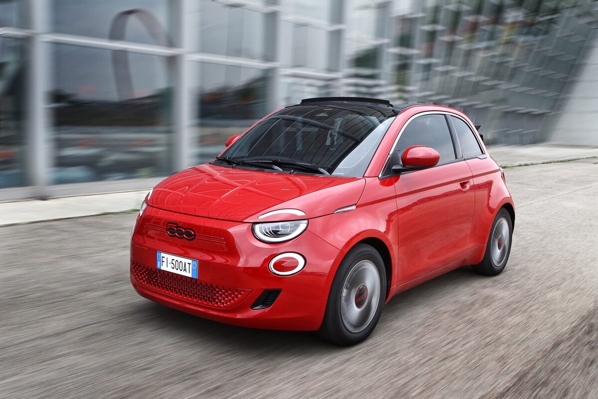 Fiat 500 (RED) 