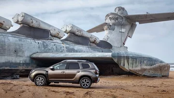 Renault (Dacia) Duster i ekranoplan Łuń 