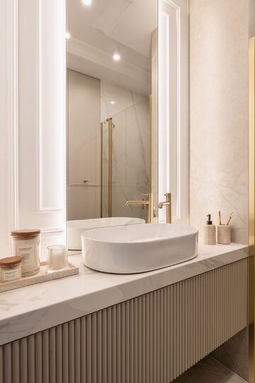 Eleganckie wnętrze zatopione w beżach, projekt: Architektownia 