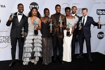 Sterling K. Brown, Angela Bassett, Lupita Nyong'o, Chadwick Boseman, Danai Gurira, Michael B. Jordan i Andy Serkis 