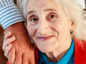 Miniatura: Zimą umiera więcej osób niż latem. Lekarze...