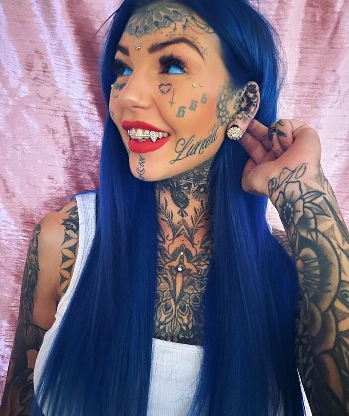 Amber Luke - galeria zdjęć