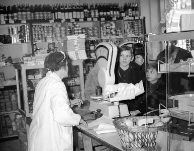 Miniatura: Pamiętasz, jak robiło się zakupy w czasach...