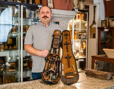 Miniatura: UMW: Sprzęt do polowania na wampiry...