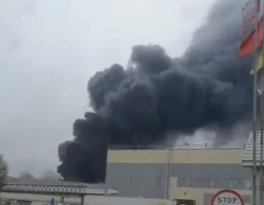 Miniatura: Ogień strawił magazyn pod Moskwą. Nad...