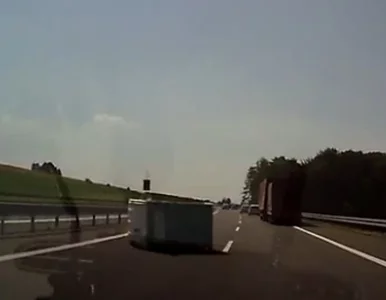 Miniatura: Na drodze ekspresowej leżała... toaleta