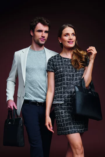 Modele prezentują torebki Wittchen 