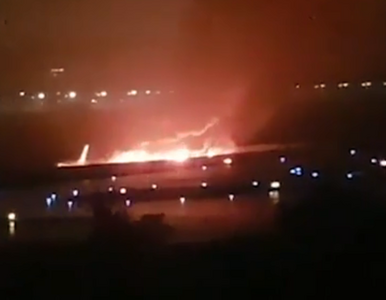 Miniatura: Soczi. Samolot stanął w płomieniach po...