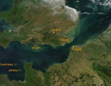 Miniatura: Zderzenie statku i barki na kanale La Manche
